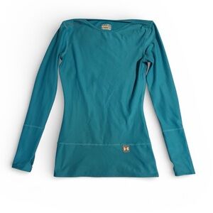 Under Armour Fitted Long Sleeve All Season Gear Top, size XS